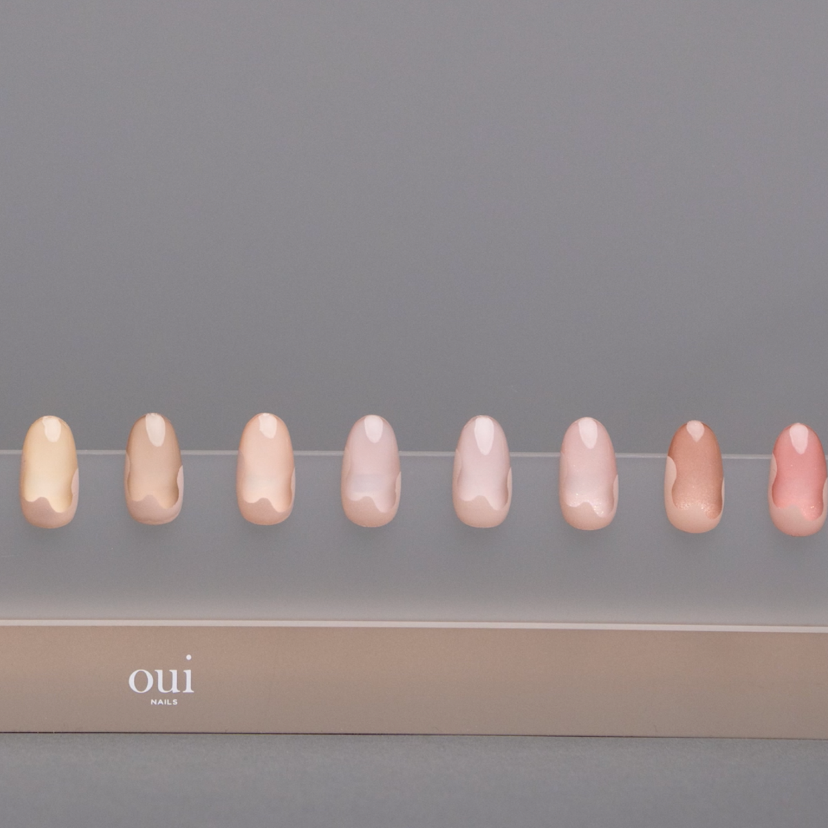 oui nails アートチップディスプレイ